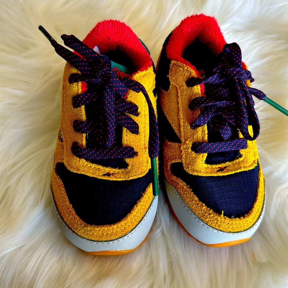Reebok multiples color